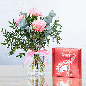 Gift set "Gerberas and chocolate sweets" with delivery Tula