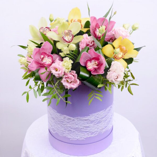 Pink Cymbidium Orchid Bud - 4, Pink Lisianthus (Eustoma) - 7, Orchid bud yellow/brown Cymbidium - 3, Green Cymbidium Orchid Bud - 3, Round flower box medium, Oasis, Aspidistra (1 pc.), Flask for orchids, Pistachio, Ribbon