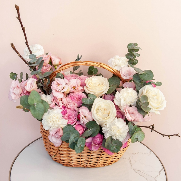 Spray peony rose Misty Bubbles, 50 cm - 3, Pink Lisianthus (Eustoma) - 4, Carnation white, cream - 11, White rose 50 cm Ecuador - 5, Small Basket, Eucalyptus, Artificial branch, Oasis
