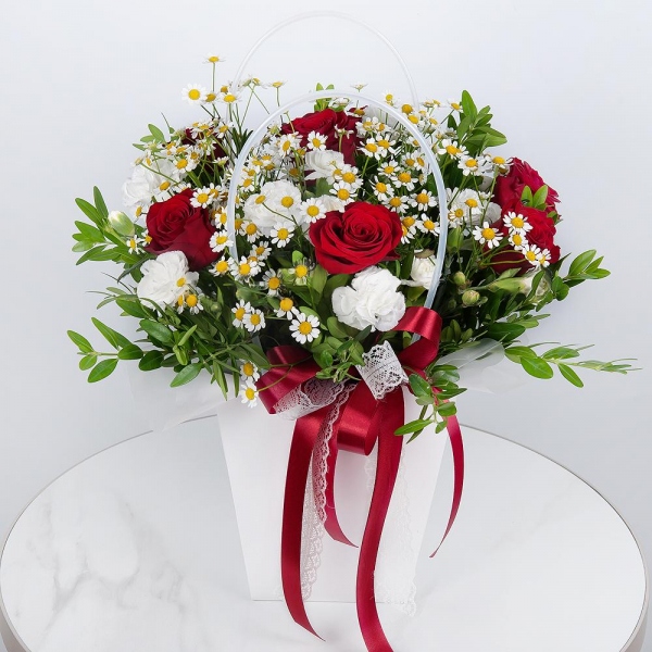 Red rose 50 cm - 9, White spray carnation - 7, Chamomile - 3, Flower bag, Pistachio, Ribbon, Oasis