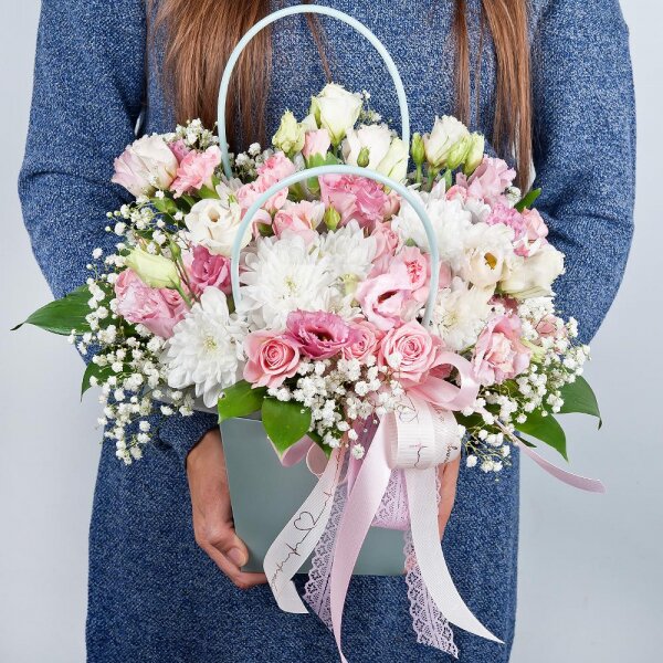 Gypsophila - 1, Baltica White Spray Chrysanthemum - 3, Bright pink spray rose mix, 50 cm - 3, Pink Lisianthus (Eustoma) - 2, Pink spray carnation - 4, Flower bag, Oasis, Ruscus, Ribbon