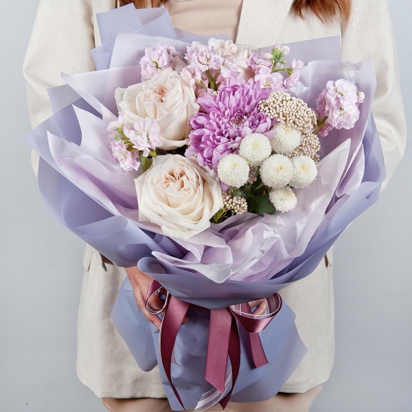 Magnum Purple Chrysanthemum - 1, Peony style roses - 7, Matthiola Lilac - 2, Newton White Spray Chrysanthemum - 1, Ozotamnus, Wrapping Paper