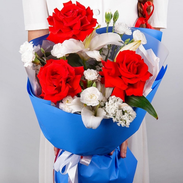 Lilies - 1, Red rose Nina 50 cm - 7, White spray carnation - 5, White statice, Wrapping Paper