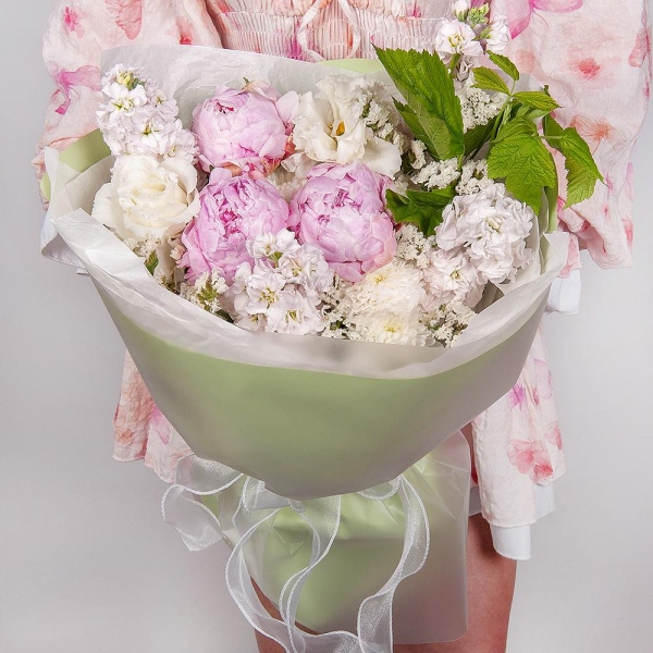 Peony pink - 3, Baltica White Spray Chrysanthemum - 7, Matthiola Lilac - 4, lisianthus - 4, White statice, Wrapping Paper,  Raspberry branch
