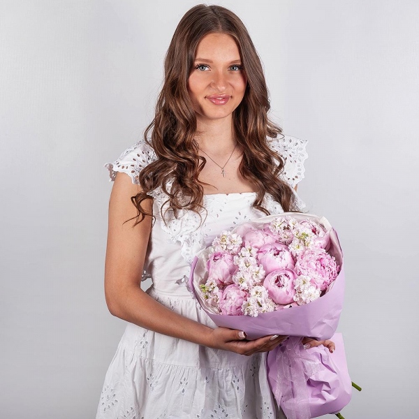 Peony pink - 7, White Matthiola - 13, Wrapping Paper
