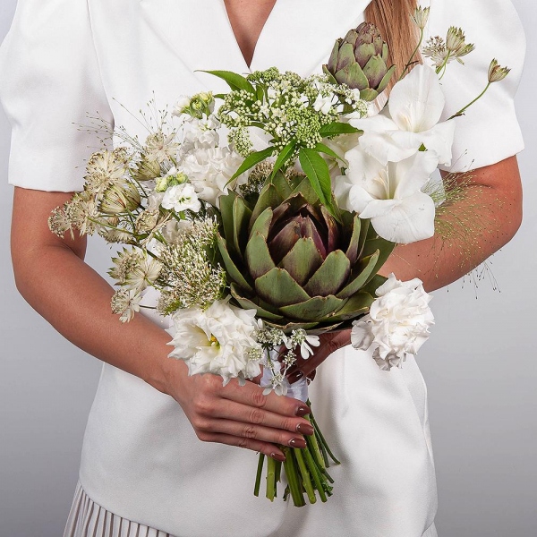 White Gladiolus - 1, lisianthus - 2, White Matthiola - 7, Artichoke, Sedum, Panicum, Ribbon