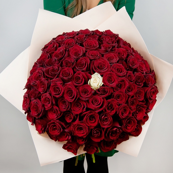 Red rose 50 cm - 130, White rose 50 cm - 1, Wrapping Paper