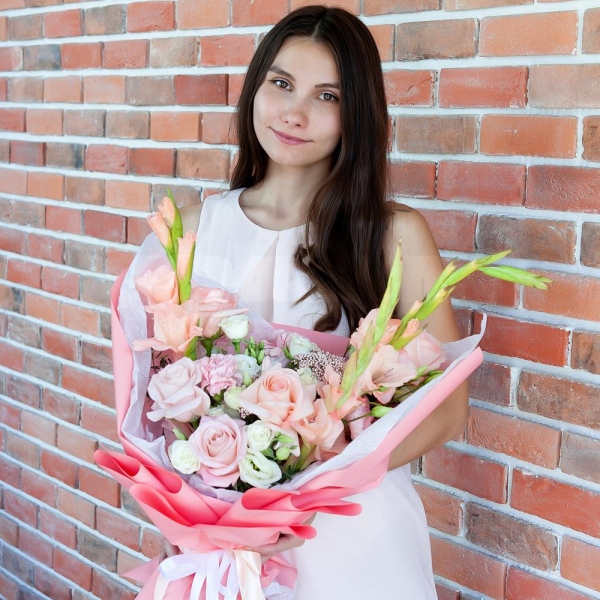 Pink Gladiolus - 4, Pink carnation - 4, Pink rose 50 cm - 5, lisianthus - 3, Spray rose: white, cream, light pink 50 cm - 3, Ozotamnus, Wrapping Paper