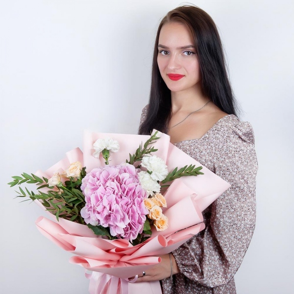Pink Hydrangea - 1, Carnation white, cream - 5, Spray rose: white, cream, light pink 50 cm - 3, Eucalyptus parvifolia (1 pc.), Wrapping Paper