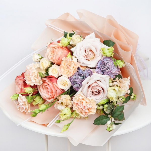 Peony rose Kahala 50 cm - 3, Rose Powder 50 cm Ecuador (Quicksand, Menta) - 3, Lilac carnation - 4, lisianthus - 4, Spray rose: white, cream, light pink 50 cm - 4, Carnation white, cream - 3, Symphoricarpos, Wrapping Paper
