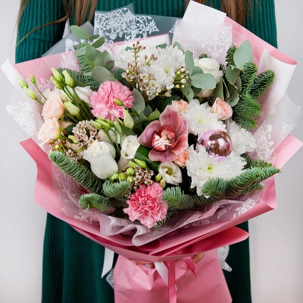 Baltica White Spray Chrysanthemum - 4, White rose 50 см. - 5, Bright pink spray rose mix, 50 cm - 4, Pink carnation - 3, Pink Cymbidium Orchid Bud - 2, lisianthus - 3, Spruce branches (1pc.), Flask for orchids, Aspidistra (1 pc.), Eucalyptus Cinerea, Christmas decor (set), Wrapping Paper, Waxflower (1 pc.)