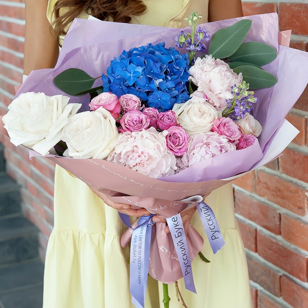 Blue/purple hydrangea - 1, Bright pink spray rose mix, 50 cm - 4, Peony pink - 3, Peony style roses - 5, Matthiola Lilac - 3, Eucalyptus populus (1 pc.), Wrapping Paper