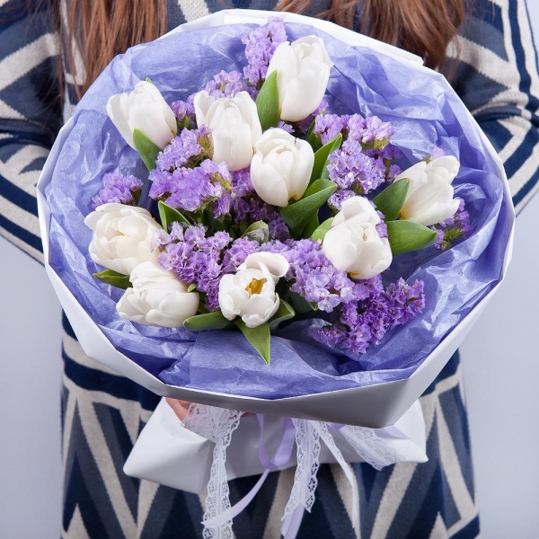 Tulip white - 17, Blue Statice, Wrapping Paper