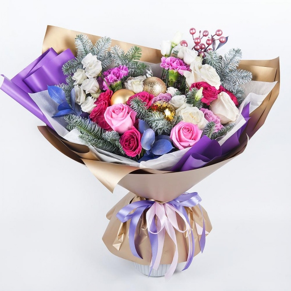 White rose 50 cm - 3, Pink rose 50 cm - 7, Bright pink spray rose mix, 50 cm - 4, Pink carnation - 4, lisianthus - 2, Carnation white, cream - 2, Carnation white, cream - 3, Spruce branches (1pc.), Pistachio, Ruscus, Christmas decor (set), Decorative element medium, Wrapping Paper