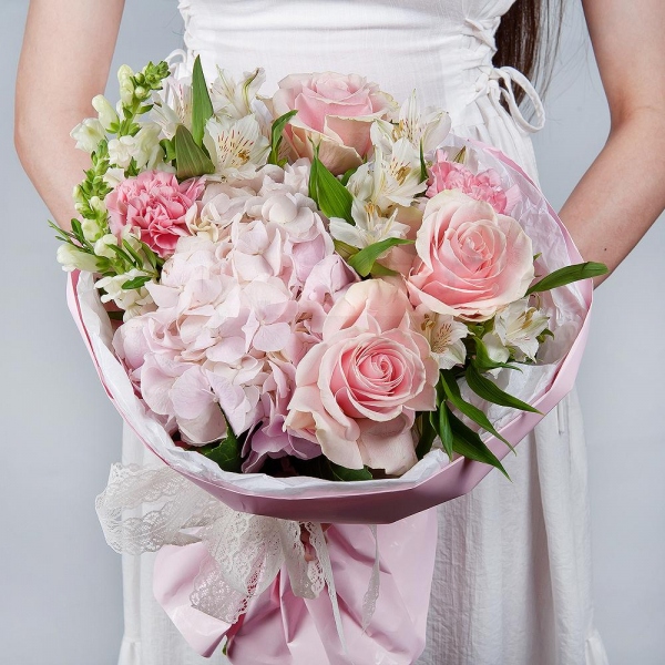 Pink Hydrangea - 1, Alstromeria white, soft pink - 4, White Matthiola - 2, Pink rose 50 cm - 5, Pink carnation - 2, Pistachio, Wrapping Paper