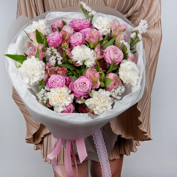 Spray peony rose Misty Bubbles, 50 cm - 4, Carnation white, cream - 11, Alstromeria white, soft pink - 8, White statice, Wrapping Paper