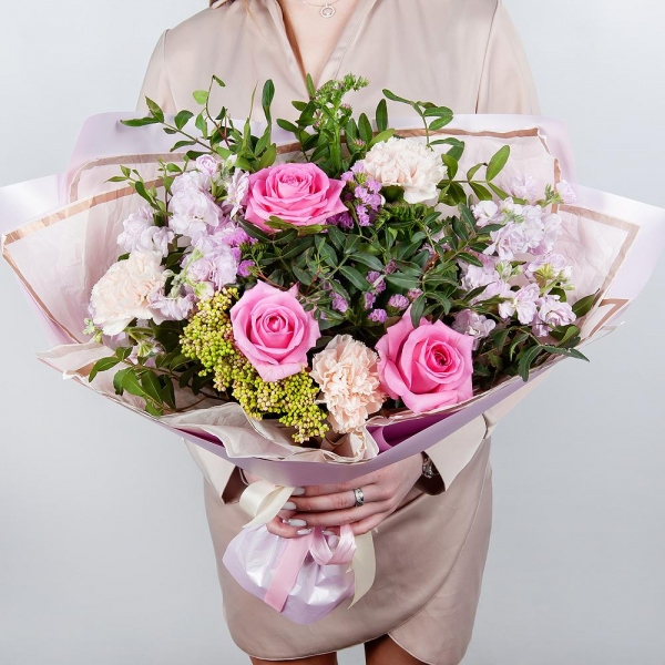 Pink rose 50 cm - 5, Carnation white, cream - 6, Pink Matthiola - 2, Ozotamnus, Pink Statice, Pistachio, Wrapping Paper
